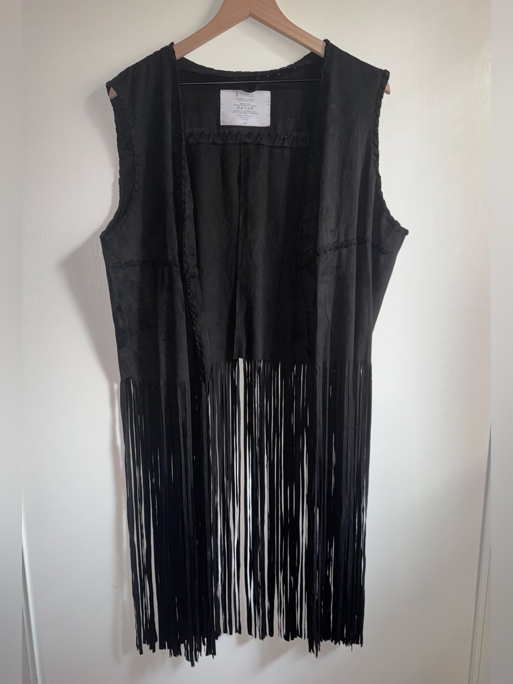 Fornia Women's Faux Suede Fringe Vest Black Size Large